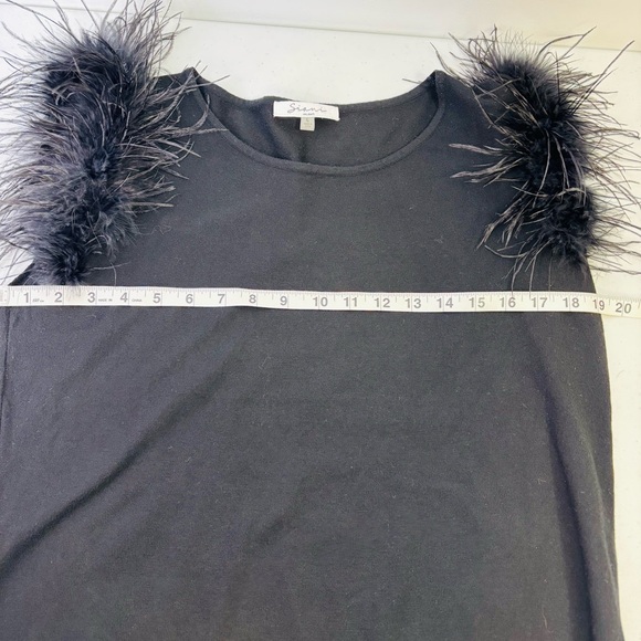 Sioni Milano Chic Black Feathered Sleeve Top - Picture 6 of 7
